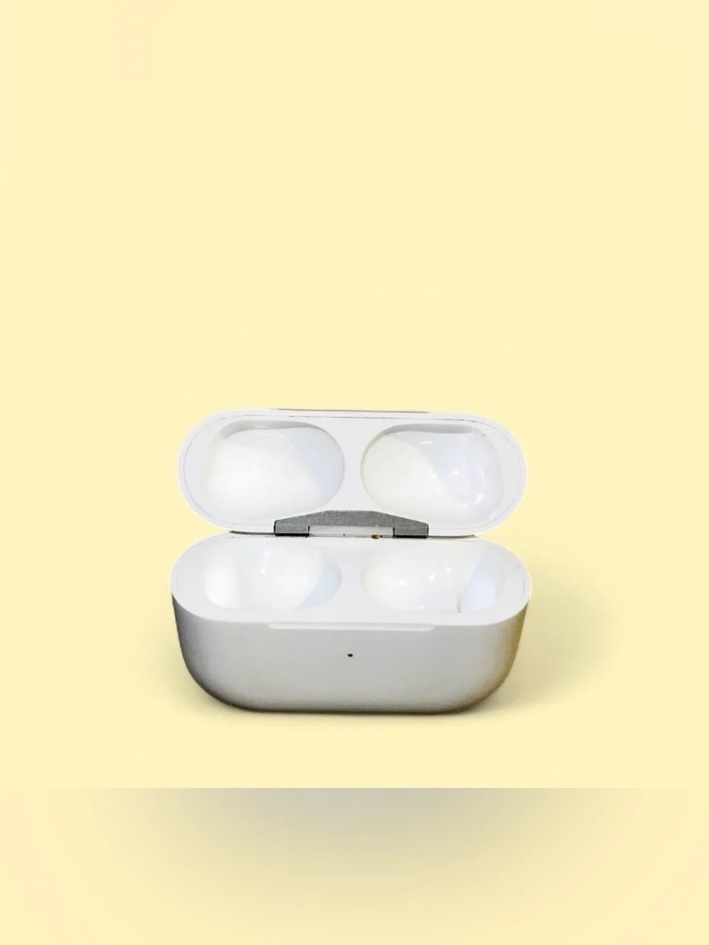 Apple AirPods Pro 1st Gen. discounted quick shipping!